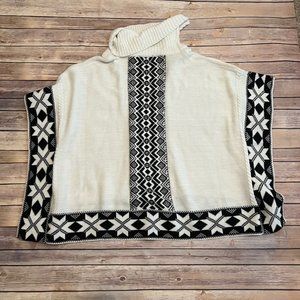 NEW Black Rivet Women's Poncho/Cape - Black & White
